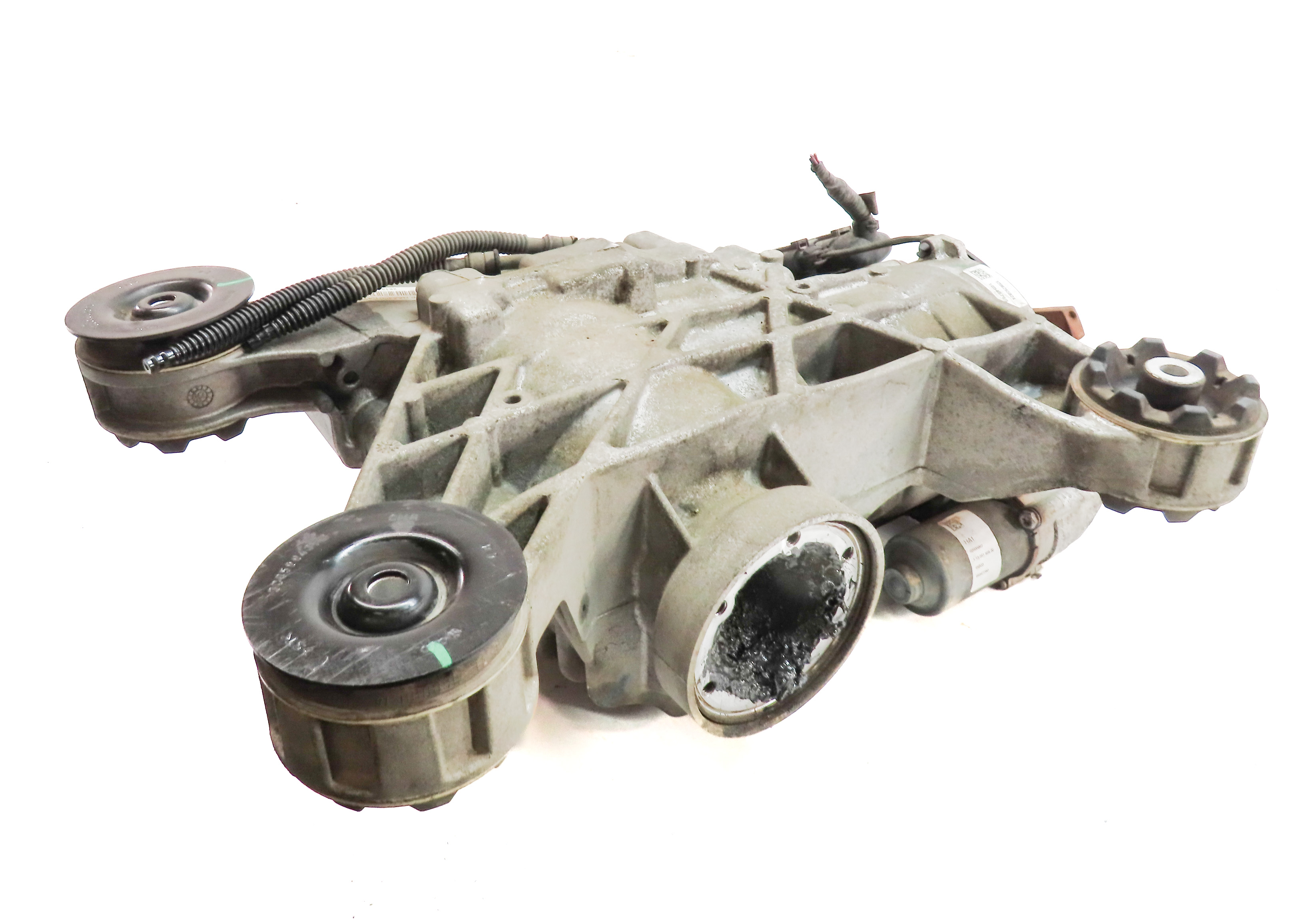 2015-2018 VW TIGUAN / AUDI Q3 (8U) REAR DIFFERENTIAL GEAR CARRIER PGA QLY — exact item pictured
